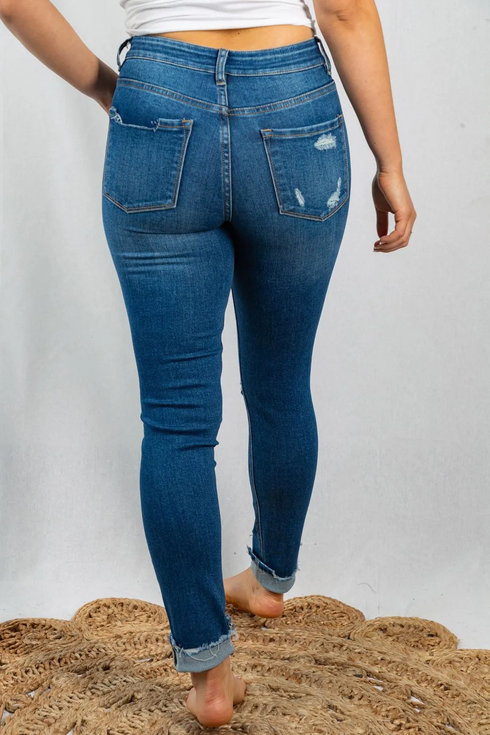 Lisa Skinny Jeans (Medium Wash)