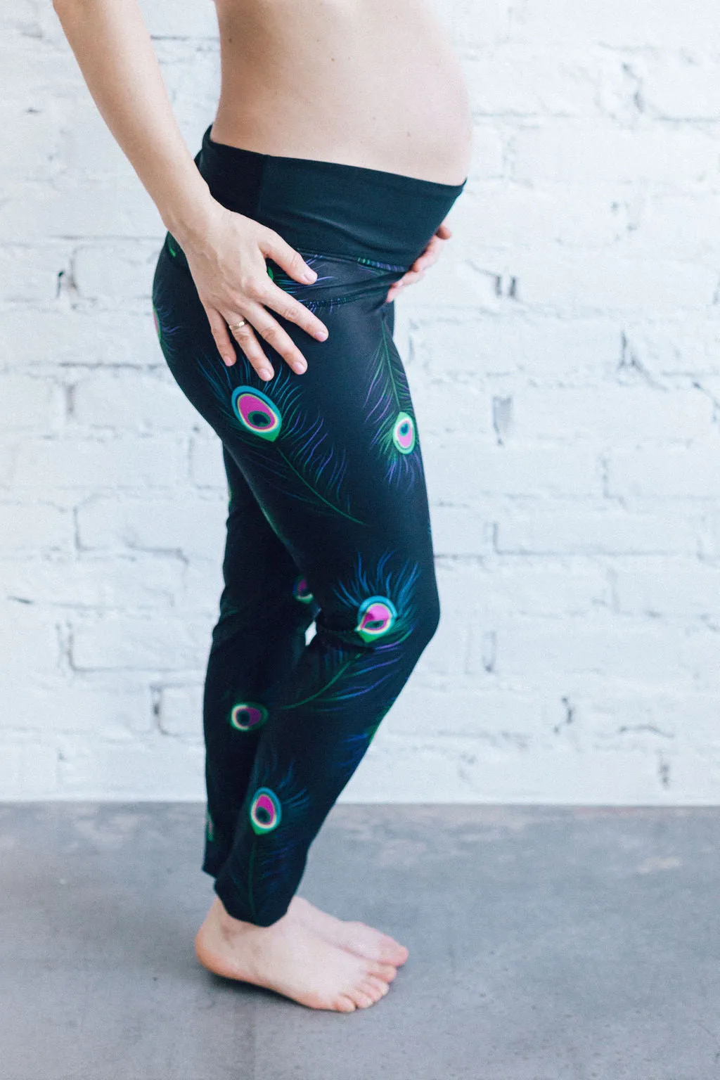Power Peacock Maternity Sports Leggings