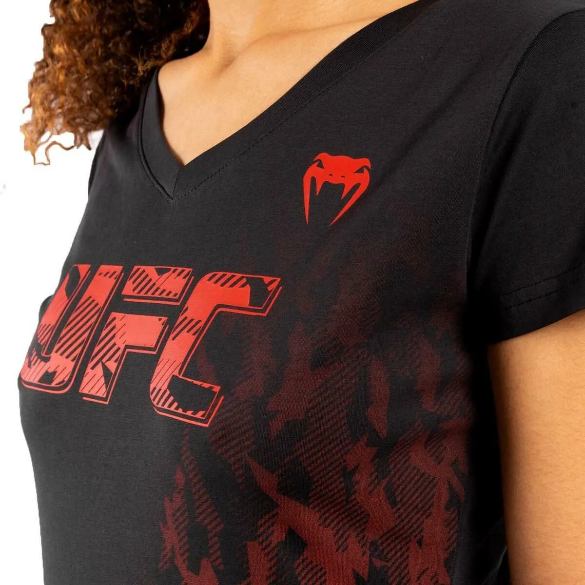 Venum UFC Authentic Fight Week Women's T-Shirt